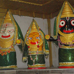 Sri Krishna, Balaramar and Subhadhra