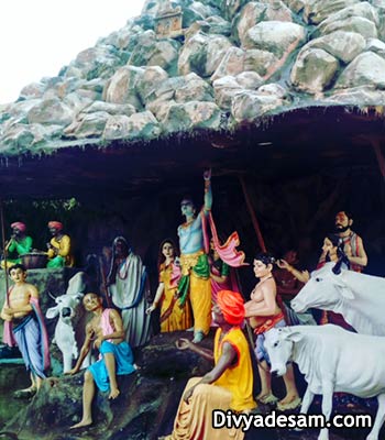 Sri Krishna Lifting Govardhana Giri (Lord Krishna's Miracle)