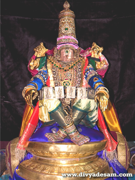 Sri Azhagiya Singar, Thiruvellikeni Divyadesam