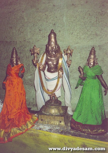 Parikkal - Sri Lakshmi Narasimhar