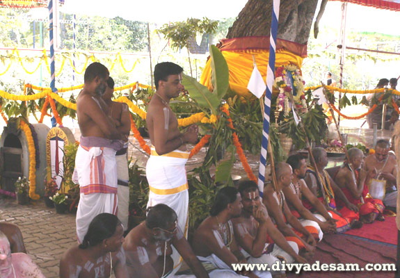 Thiruvaimozhi Saatrumarai Goshti