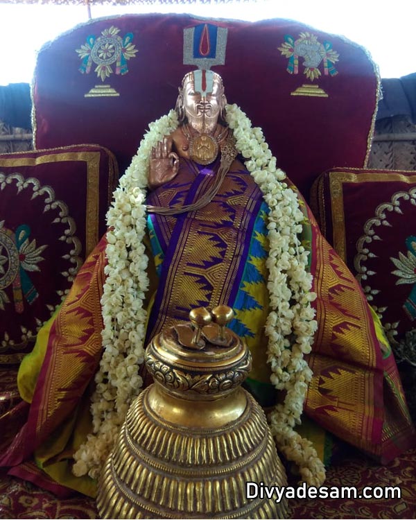 Kooram Koorathazhwar Temple, கூரம் ஸ்ரீ கூரத்தாழ்வார் கோயில் Kooram Koorathazhwar Temple, கூரம் ஸ்ரீ கூரத்தாழ்வார் கோயில்