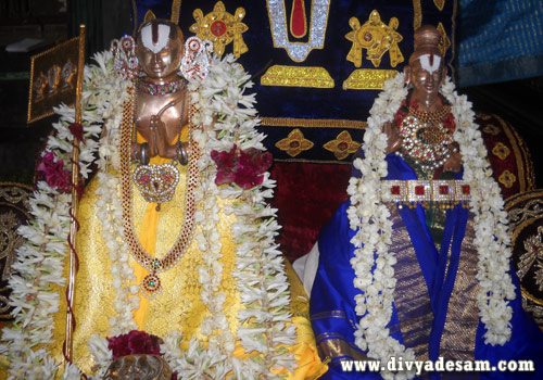 Sri Koorathazhwan Kooram temple